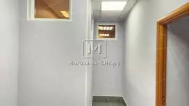 1этаж 95 м2 у метро, вход со двора