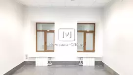1этаж 95 м2 у метро, вход со двора