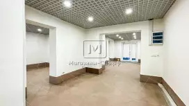 Супер проходное, сразу у метро
