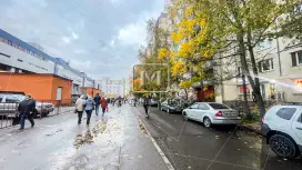 Супер проходное, сразу у метро