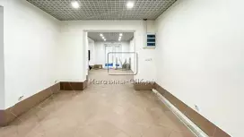 Супер проходное, сразу у метро
