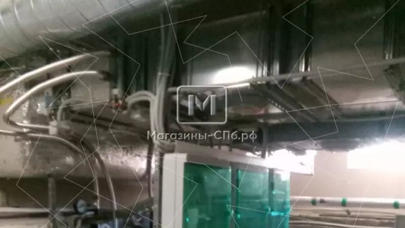 Аренда торгового помещения 242.5 кв.метров, Цоколь 98. Фото объекта
