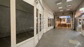 Аренда 61.3 м у входа в метро Аренда 61.3 м у входа в метро