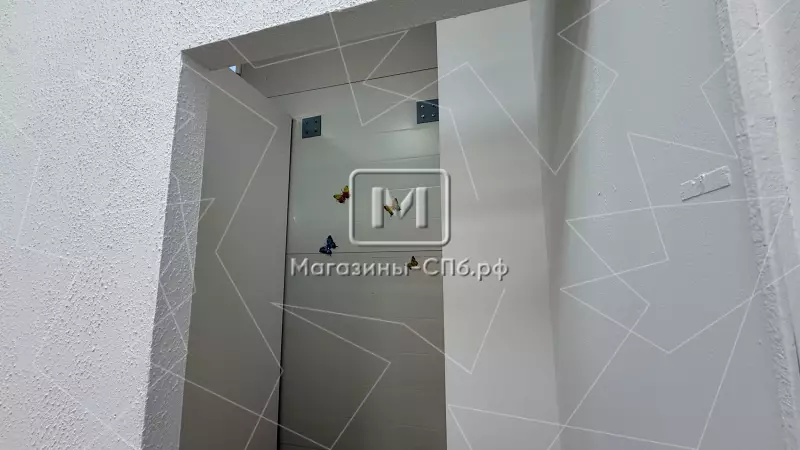 Аренда помещения 40,3 м2 в большом ТЦ 98. Фото объекта