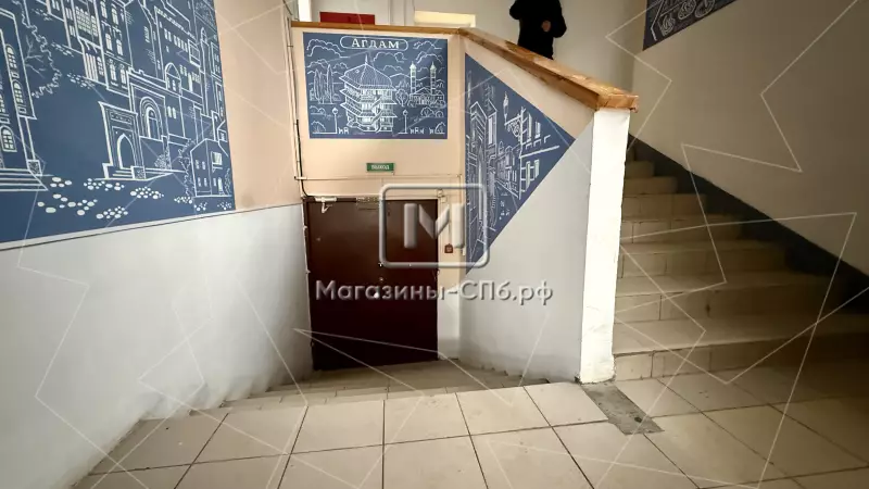 Аренда 185.6м2,отд.вход,парковка.Под склад/магазин 98. Фото объекта