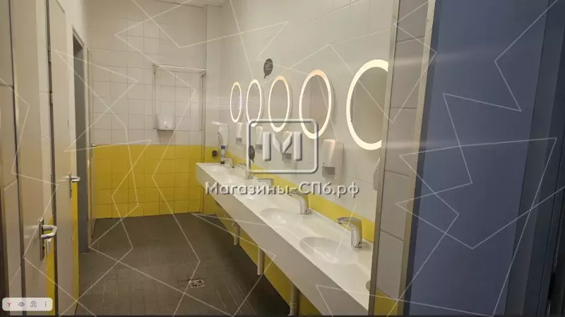 Аренда торгового помещения 31000 кв.метров, 1 этаж 94. Санузлы