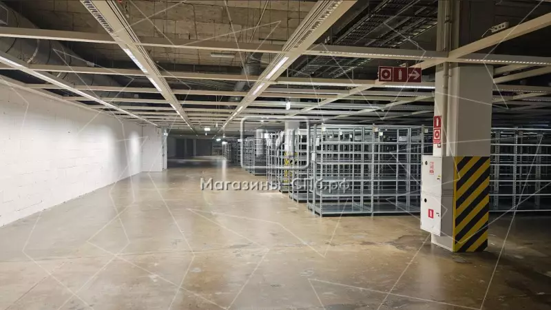 Аренда торгового помещения 31000 кв.метров, 1 этаж 98. Фото объекта
