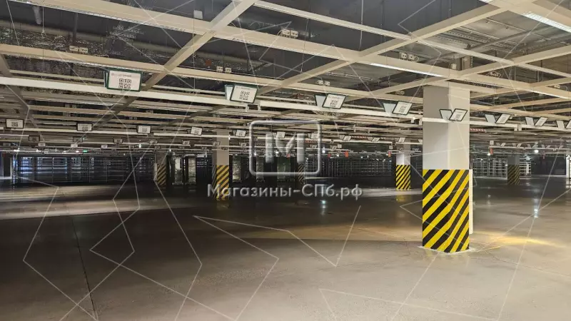 Аренда торгового помещения 31000 кв.метров, 1 этаж 98. Фото объекта