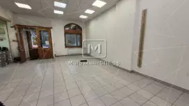 Аренда торгового помещения 32.7 кв.метров, 2 этаж Аренда торгового помещения 32.7 кв.метров, 2 этаж