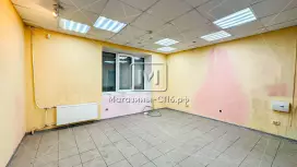 Помещение под магазин у метро Помещение под магазин у метро