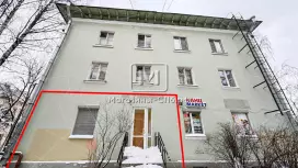 Помещение под магазин у метро Помещение под магазин у метро