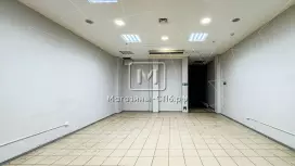 У метро: 1 этаж. Витрина, ремонт