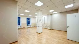 Здание 483 м&sup2;под офис,клинику. есть 33-500м