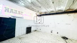 Вход с Сенной  площади 30-70 м2, высокий трафик
