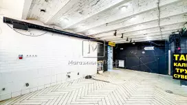 Вход с Сенной  площади 30-70 м2, высокий трафик