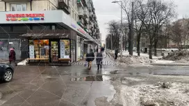 Торговое 348 м2, высокий трафик. Витрины, 1эт Торговое 348 м2, высокий трафик. Витрины, 1эт