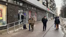 Торговое 348 м2, высокий трафик. Витрины, 1эт Торговое 348 м2, высокий трафик. Витрины, 1эт
