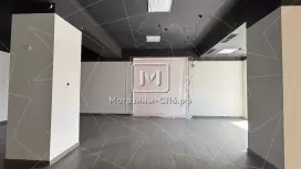 У метро, 112 м2, хороший трафик У метро, 112 м2, хороший трафик