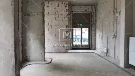 Помещение 77м2 в проходном месте, большие витрины