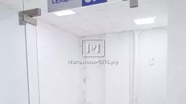 В ТЦ 25 метров  1 этаж