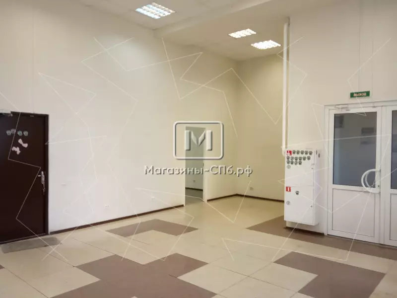 Торговое 100,4 м2,отд.вход с фасада + погрузка 98. Фото объекта
