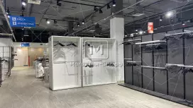Крупный блок 780 м&sup2; в ТЦ,у эскалатора