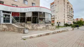 Топовое, напротив метро, 1 этаж 248 м2 Топовое, напротив метро, 1 этаж 248 м2