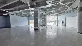Универсальное 2100 м², магазин + склад Универсальное 2100 м², магазин + склад