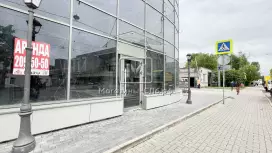 Аренда помещения 426 кв.метров, 1 этаж
