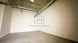 1 этаж со своим СУ, рядом с главным входом