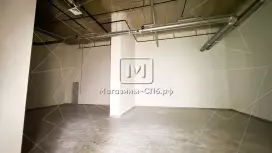 1 этаж со своим СУ, рядом с главным входом