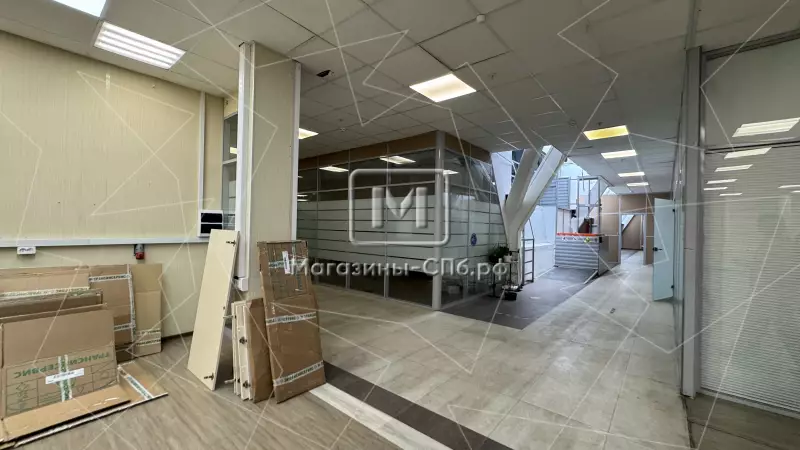 Аренда офиса 1500 кв.метров, 2 этаж 98. Фото объекта