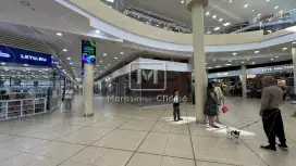 На трафике в ТЦ 45 м, 1 этаж На трафике в ТЦ 45 м, 1 этаж