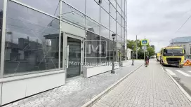 Стрит-ритейл, аренда  83.4 кв.метров, 1 этаж
