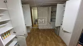 130 м2 с витриной на фасад, отд.вход, 1 этаж 130 м2 с витриной на фасад, отд.вход, 1 этаж