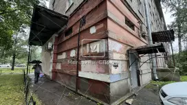 130 м2 с витриной на фасад, отд.вход, 1 этаж 130 м2 с витриной на фасад, отд.вход, 1 этаж