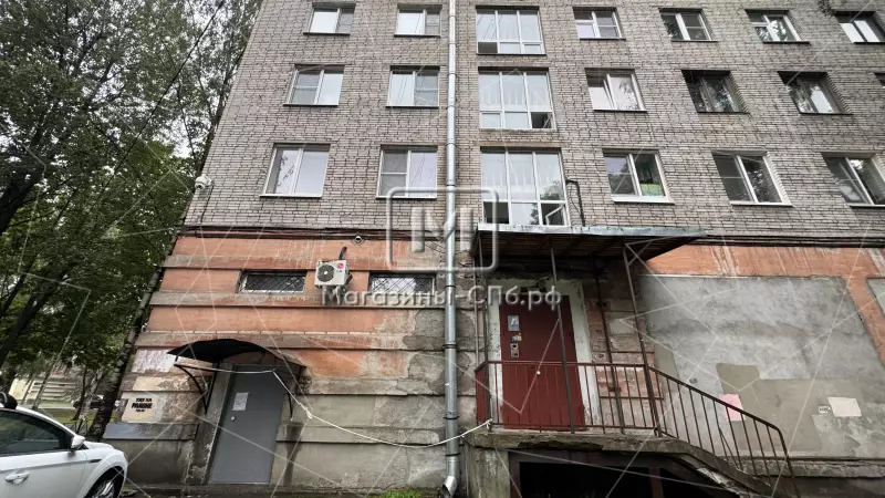 130 м2 с витриной на фасад, отд.вход, 1 этаж 98. Фото объекта