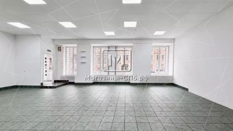 Офис/магазин 205 м2. первая линия, отд.вход 98. Фото объекта