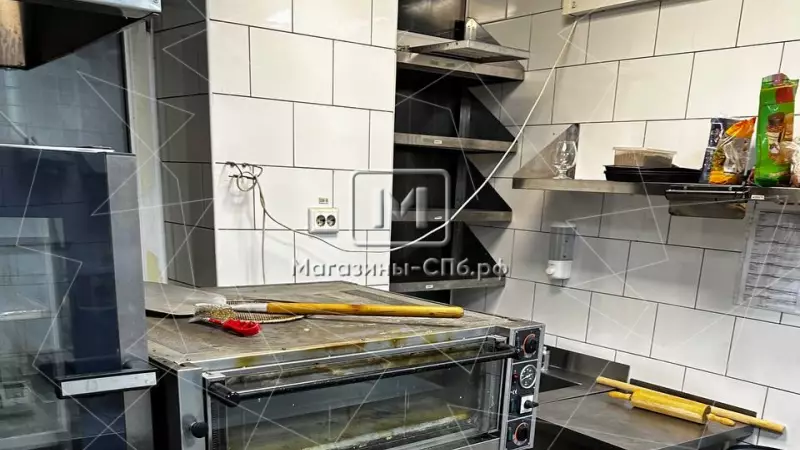 Ресторан с оборудованием Витрины, 700м, 2 этаж 98. Фото объекта
