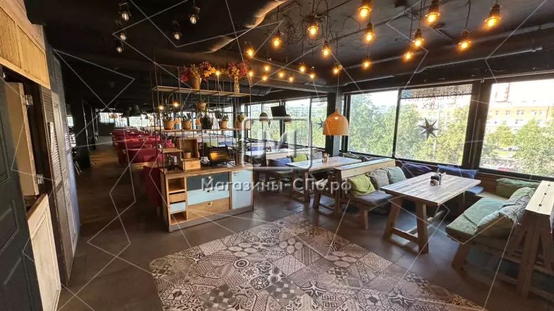 Ресторан с оборудованием Витрины, 700м, 2 этаж 98. Фото объекта