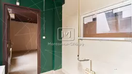 Банк, магазин, услуги. У метро Банк, магазин, услуги. У метро